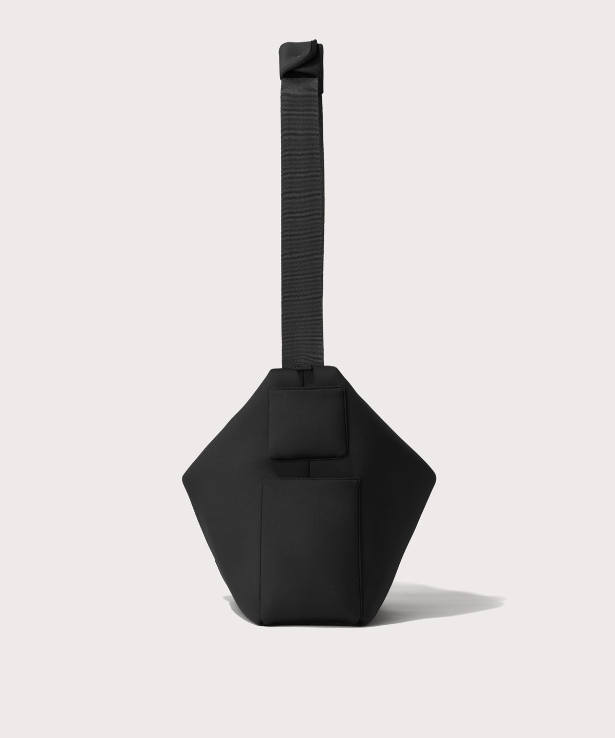Enzo Messenger Bag in Onyx - Image 4